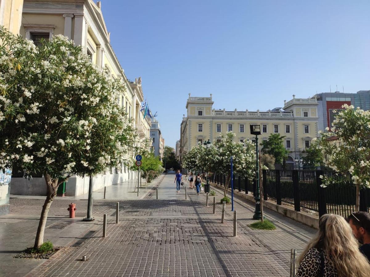 Amazing Apartments @ Aiolou Str. أثينا المظهر الخارجي الصورة