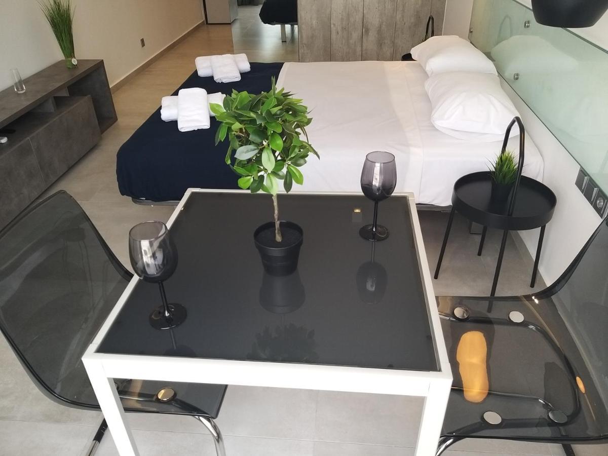 Amazing Apartments @ Aiolou Str. أثينا المظهر الخارجي الصورة